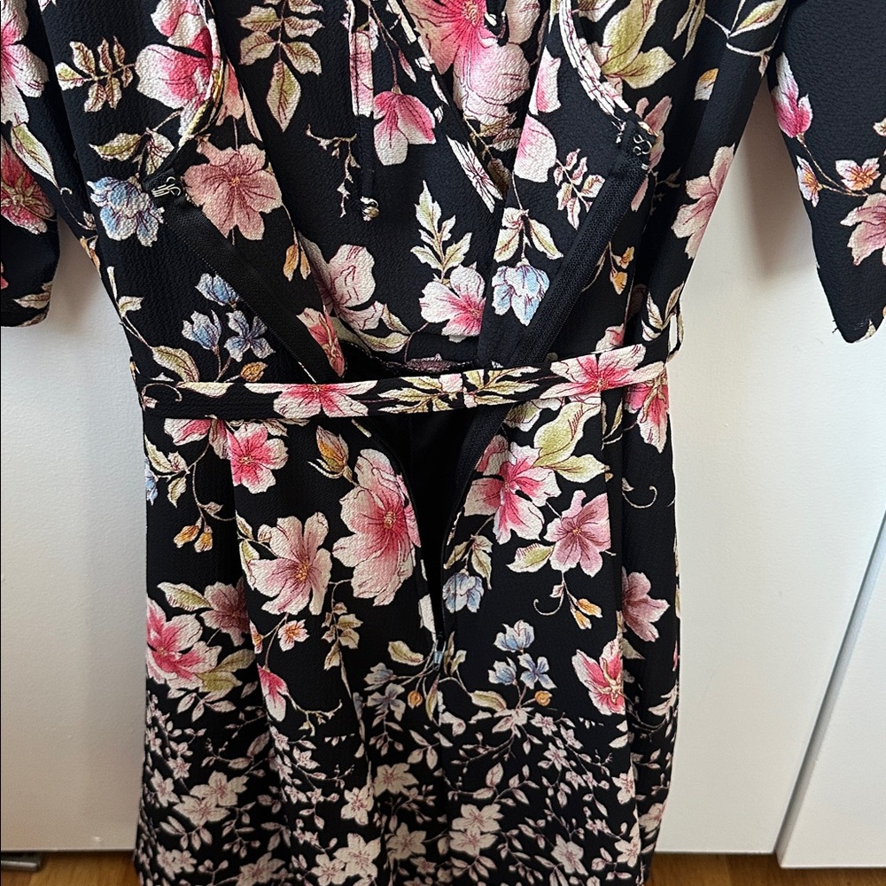 Trixxi Black Romper with Floral Pattern Size L - Picture 6 of 8